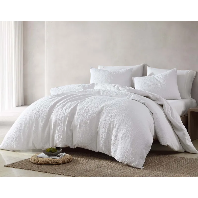 Maddie Matelass&eacute; 3 pc King Comforter Set