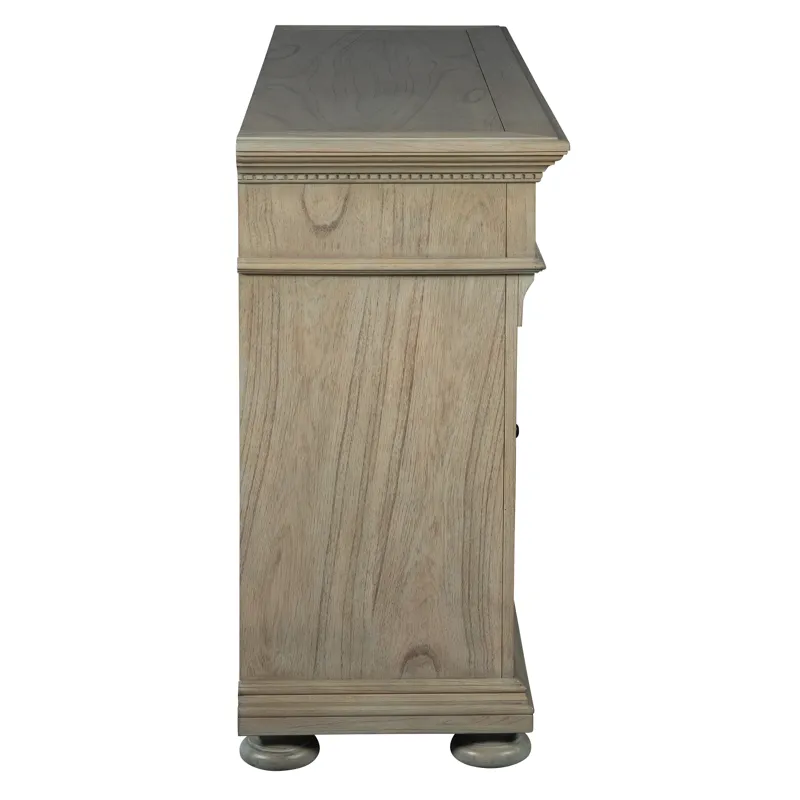 Wellington Estates Dresser