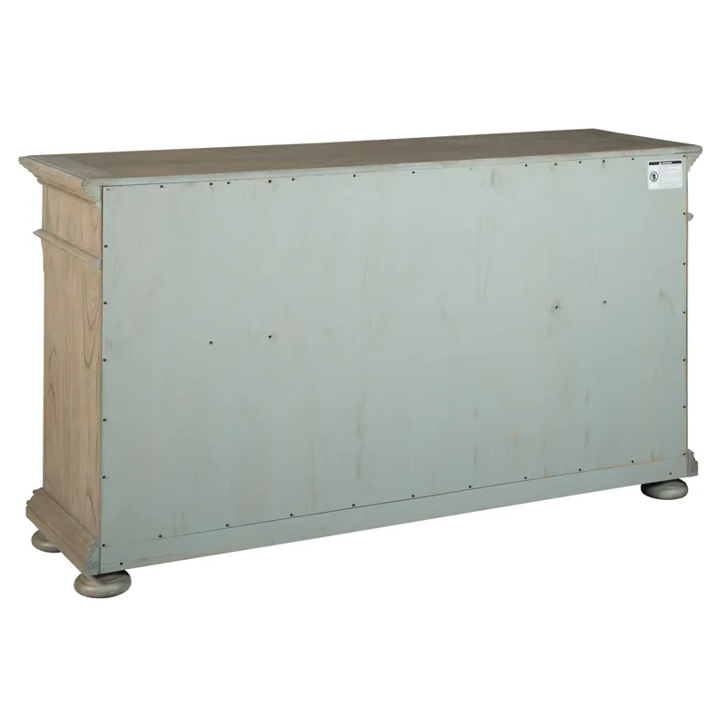 Wellington Estates Dresser