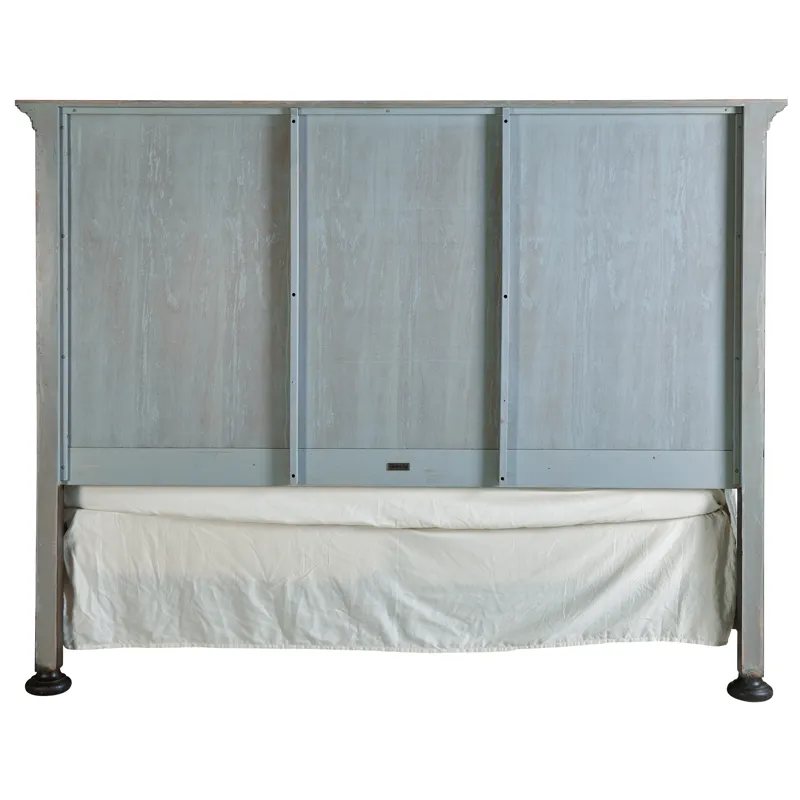 Wellington Estates Panel Bed - Queen