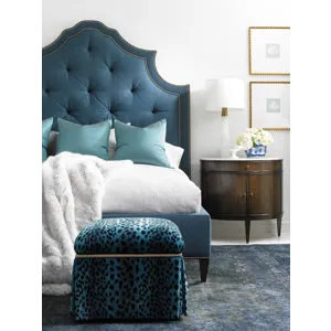 89" Arch Queen Bed