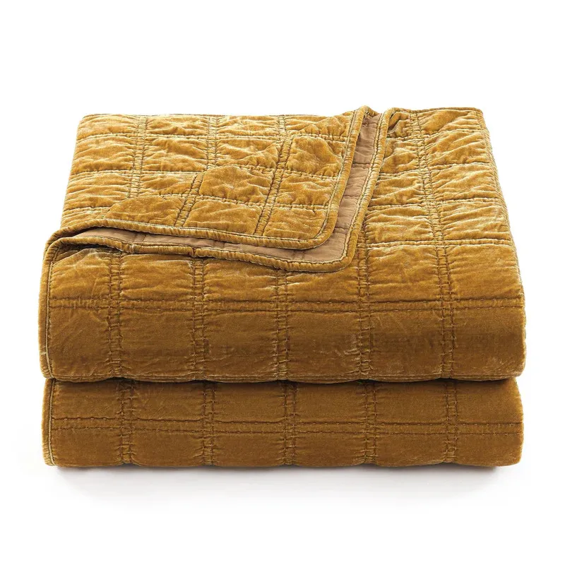 hiend-accents-quilt-stella-faux-silk-velvet-double-box-stitch-quilt-set-stella-faux-silk-double-box-