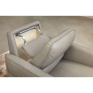 Aura Lounge Chair