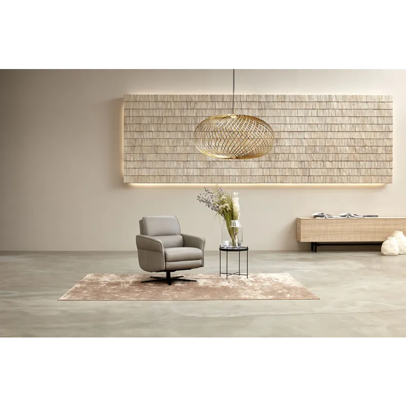 Aura Lounge Chair