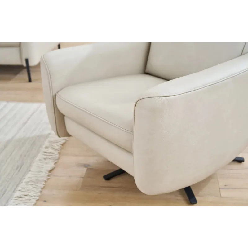 Beluga Lounge Chair