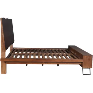 London Loft King Bed in Walnut