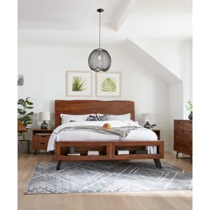 London Loft Queen in Walnut