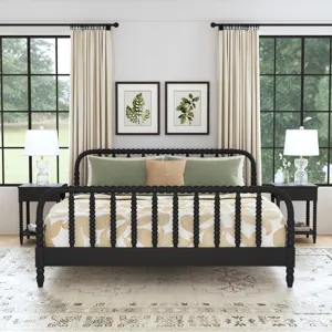 King Bed and Two Nightstands