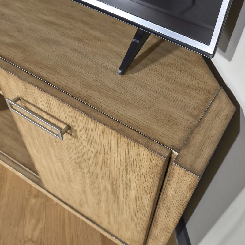 Big Sur Entertainment Corner