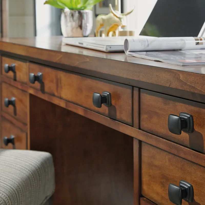 Pedestal Desk