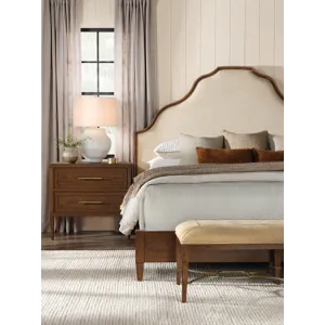Cashiers King Upholstered Panel Bed