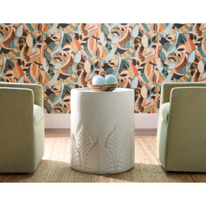 Commerce and Market Amelia Round End Table