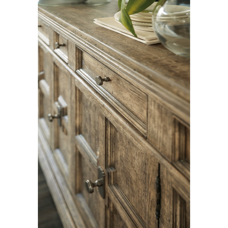 La Grange Holman Buffet Detail