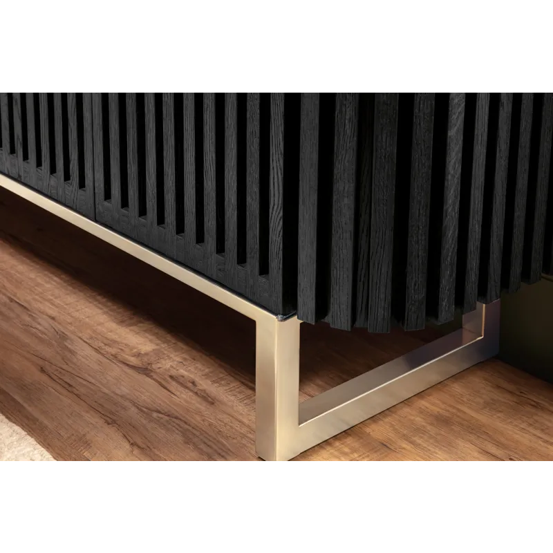 Commerce and Market Easton Entertainment Console