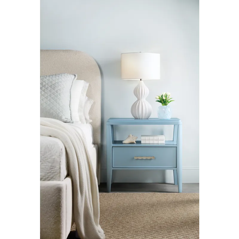 Commerce and Market Bridget Queen Upholstered Bed