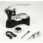 Six Piece Wine Serving Kit