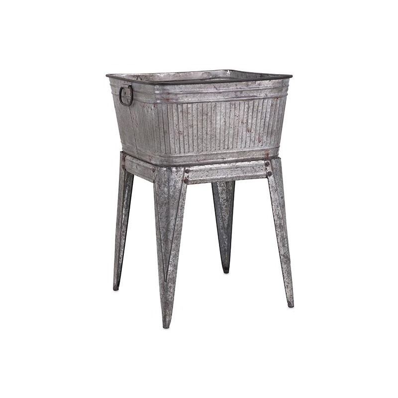 Perryman Galvanized Tub on Stand