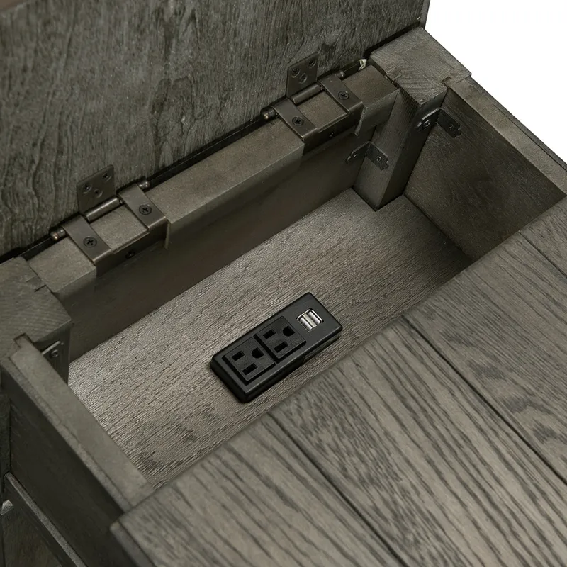 Foundry Chairside Table