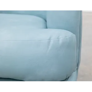 Tumbi Armchair