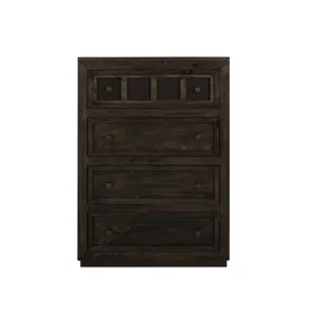 Amelia Chest