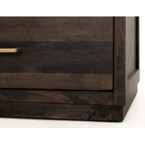 Mezquite Chest