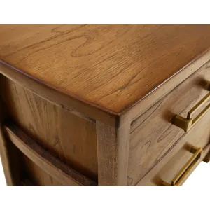 Roots Chest