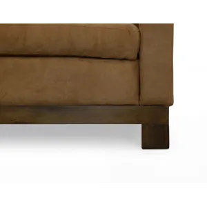 Zaphiro Loveseat