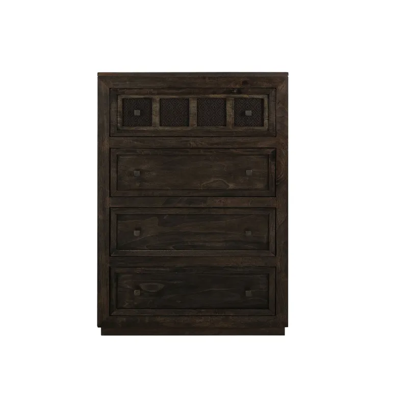 Amelia Chest