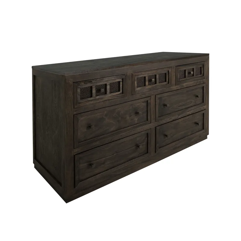 Amelia Dresser