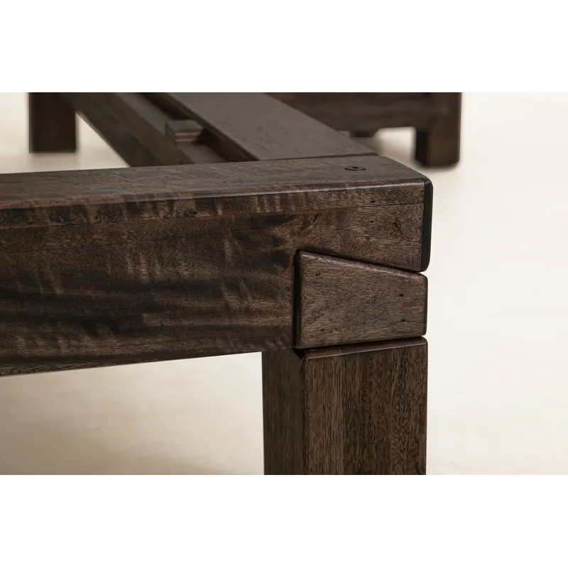 Dark Atenas Queen Platform