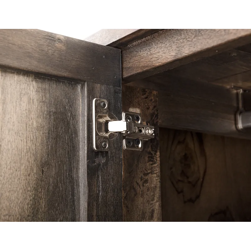 Black Balam Gentleman Chest