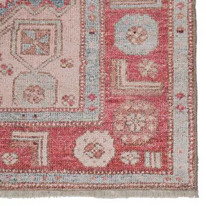 Boheme Fiddler Medallion Pink/ Blue Area Rug (4'X6')