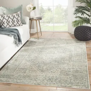 Caicos Kiev Medallion Gray/ Ivory Area Rug (8'10"X12')