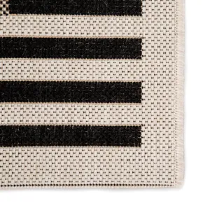 Catamaran Fathom Indoor/ Outdoor Stripe Ivory/ Black Area Rug (4'X5'7")