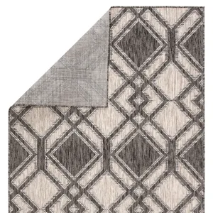 Decora by Nikki Chu Nikki Chu by  Samba Indoor/ Outdoor Trellis Black/ Ivory Area Rug (5'3"X7'6")