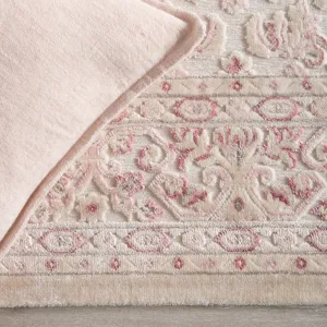 Fables Regal Damask Ivory/ Pink Area Rug (8'10"X11'9")