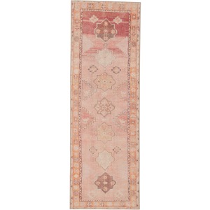 Kairos Vibe by  Bijou Medallion Pink/ Orange Runner Rug (2'6