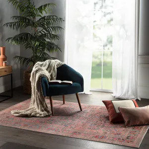 Kindred Pippa Medallion Pink/ Light Blue Area Rug (5'X7'6")