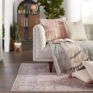 Kindred Kadin Medallion Pink/ Blue Runner Rug (2'6"X7'6")