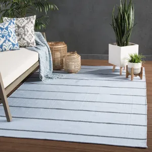 Lanai Corbina Indoor/ Outdoor Stripe Light Blue/ Gray Area Rug (4'X6')