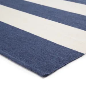 Lanai Remora Indoor/ Outdoor Stripe Dark Blue/ Ivory Area Rug (5'X8')