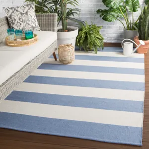 Lanai Remora Indoor/ Outdoor Stripe Blue/ Ivory Area Rug (5'X8')
