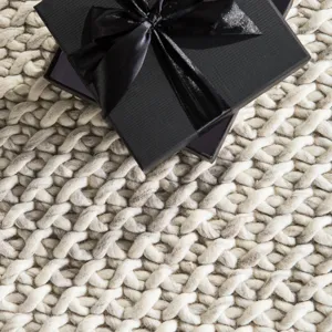 Scandinavia Dula Alta Handmade Solid Gray/ White Area Rug (8'X10')