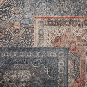 Vanadey Vibe by  Temple Medallion Blue/ Gray Area Rug (5'3"X7'6")