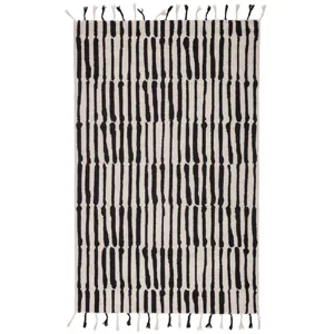 Vera By Nikki Chu Nikki Chu by  Saville Handmade Tribal Black/ Ivory Area Rug (2'X3')