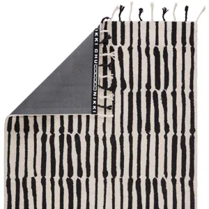 Vera By Nikki Chu Nikki Chu by  Saville Handmade Tribal Black/ Ivory Area Rug (2'X3')