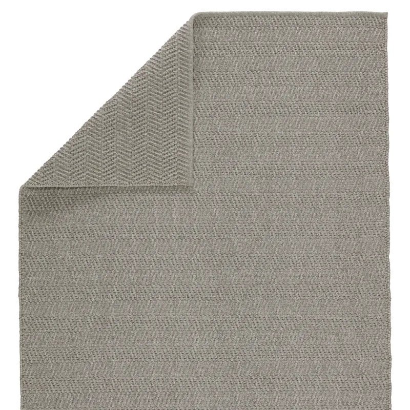 Altitude Saeler Indoor/ Outdoor Striped Gray Area Rug (5'X8')