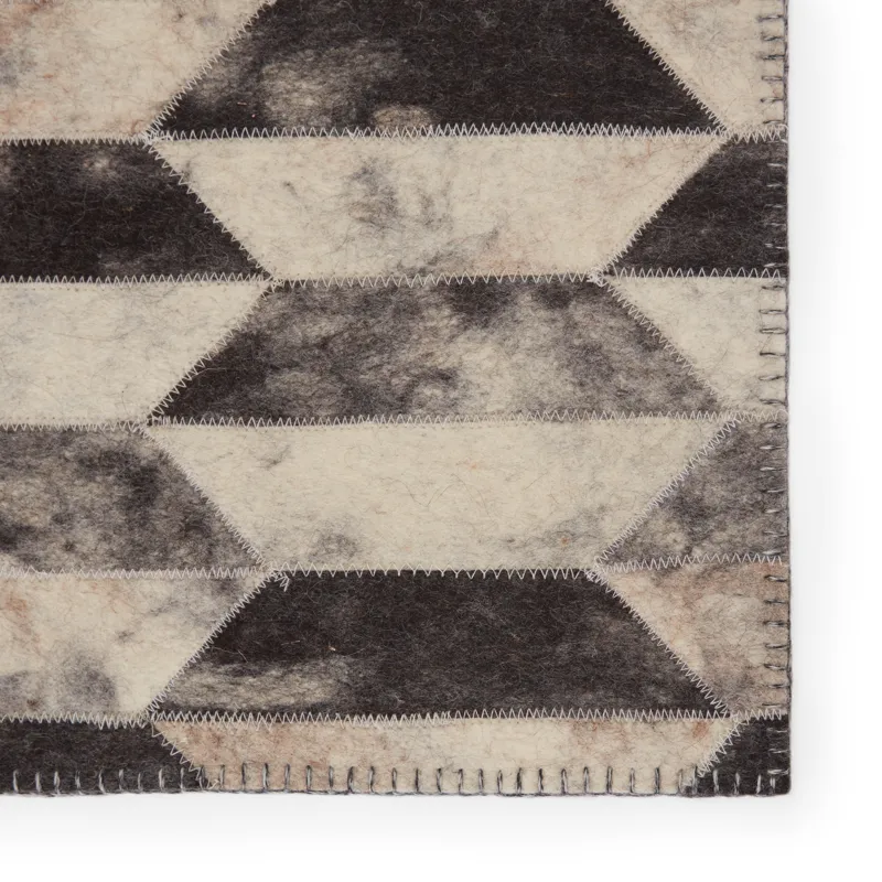 Borderland Candela Handmade Geometric Gray/ Cream Area Rug (5'X8')