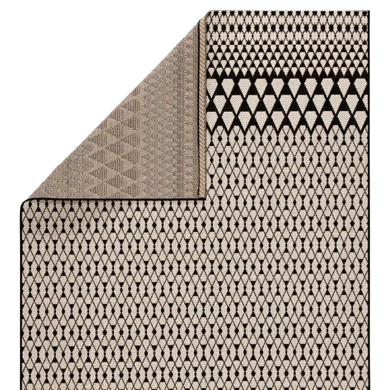Catamaran Traveller Indoor/ Outdoor Geometric Black/ Ivory Area Rug (8'9"X12'5")
