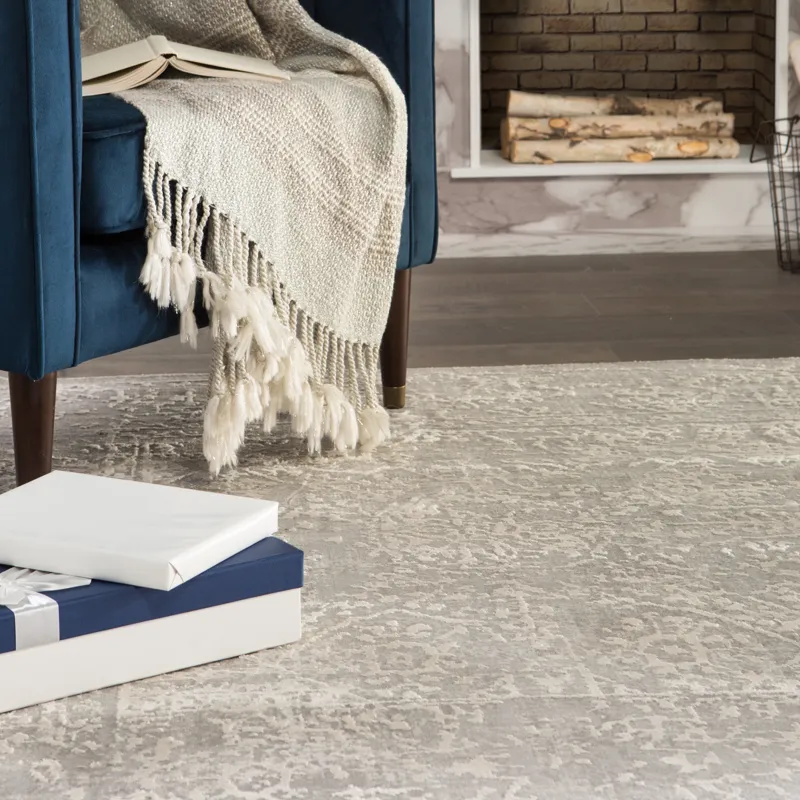 Cirque Lianna Abstract Gray/ White Runner Rug (3'X12')